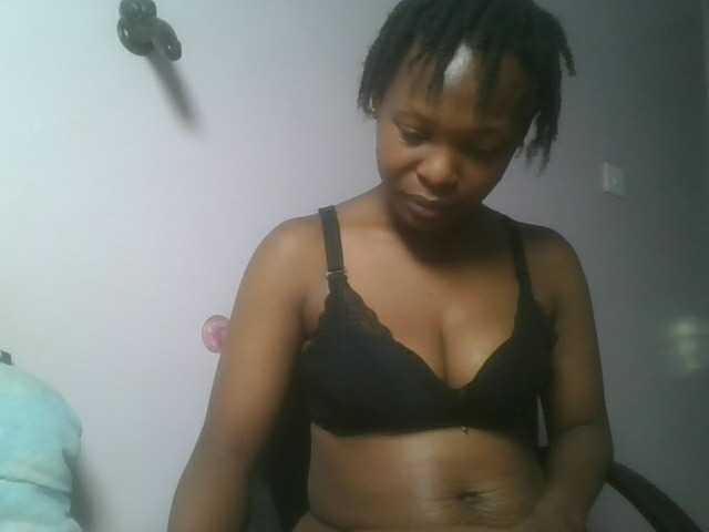 nudevelvet live cam on BongaCams