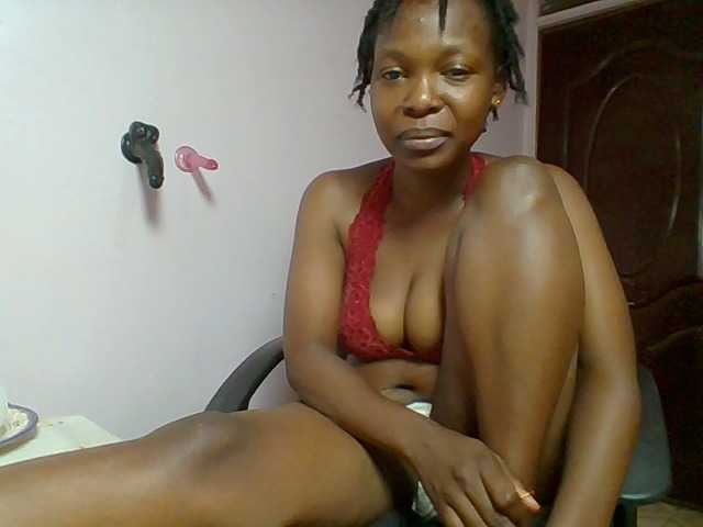nudevelvet live cam on BongaCams