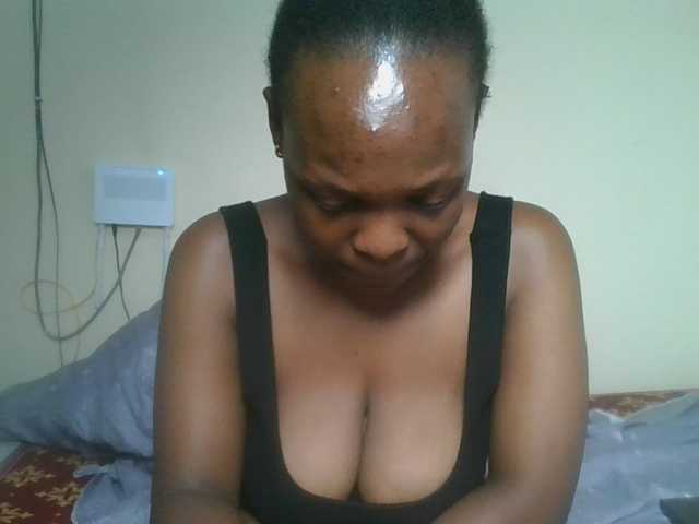nudevelvet live cam on BongaCams