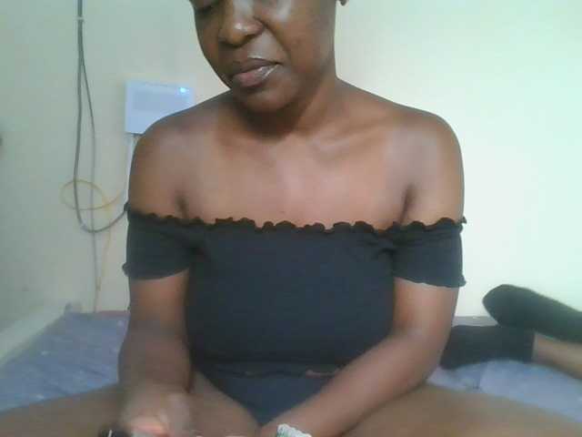 nudevelvet live cam on BongaCams