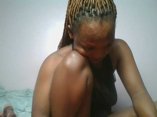 nudevelvet live cam on BongaCams