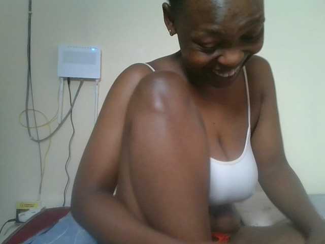 nudevelvet live cam on BongaCams