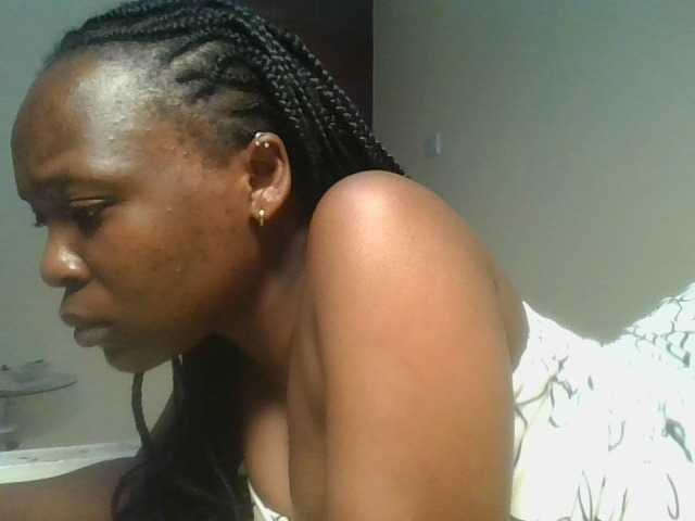 nudevelvet live cam on BongaCams
