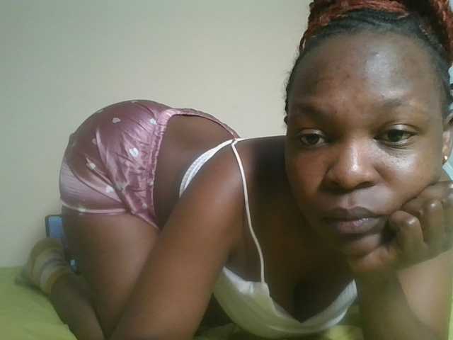 nudevelvet live cam on BongaCams