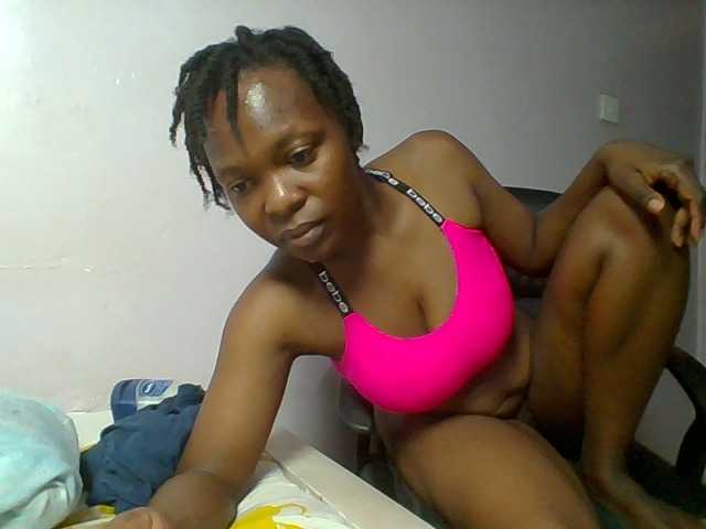 nudevelvet live cam on BongaCams