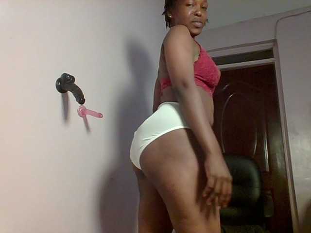 nudevelvet live cam on BongaCams