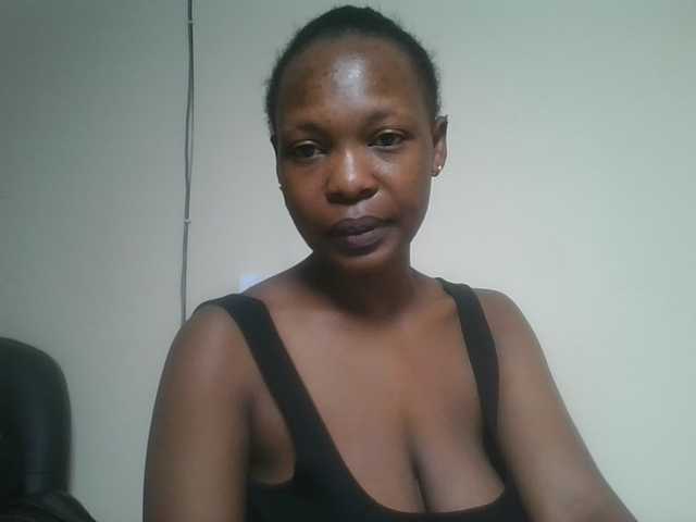 nudevelvet live cam on BongaCams