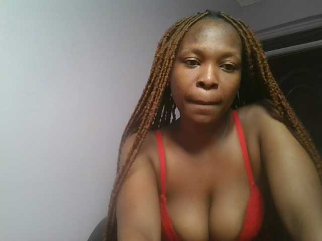 nudevelvet live webcam show