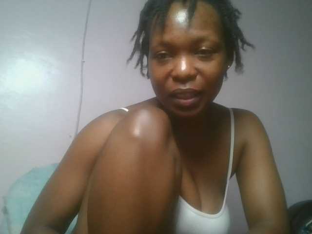 nudevelvet live cam on BongaCams