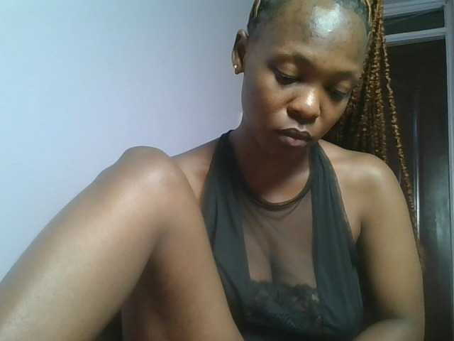 nudevelvet live cam on BongaCams