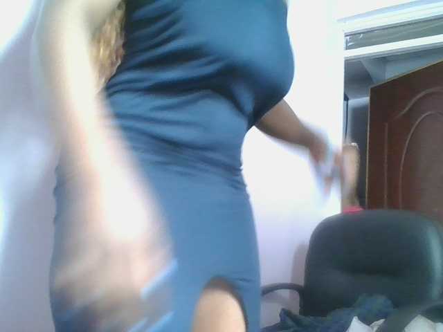 nudevelvet live webcam show