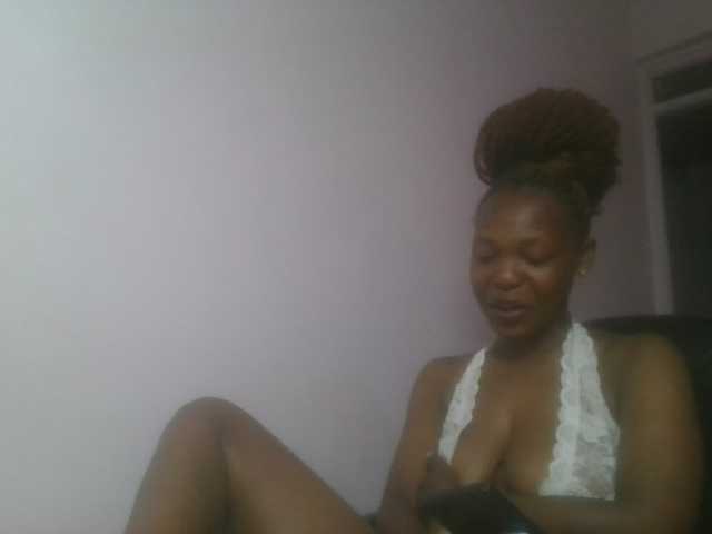 nudevelvet live cam on BongaCams