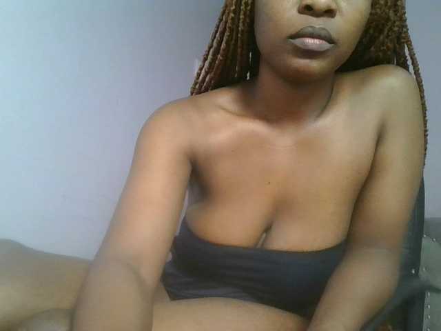 nudevelvet live webcam show
