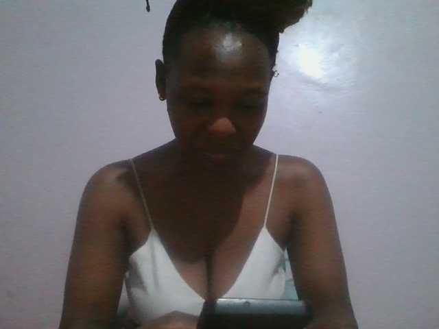 nudevelvet live webcam show