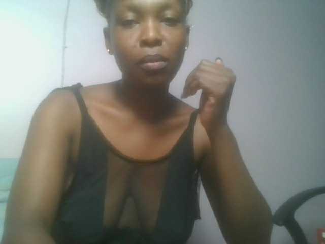 nudevelvet live cam on BongaCams