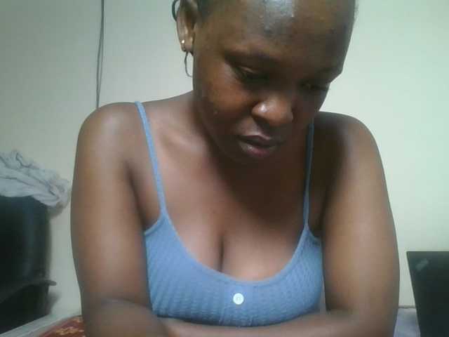 nudevelvet live cam on BongaCams