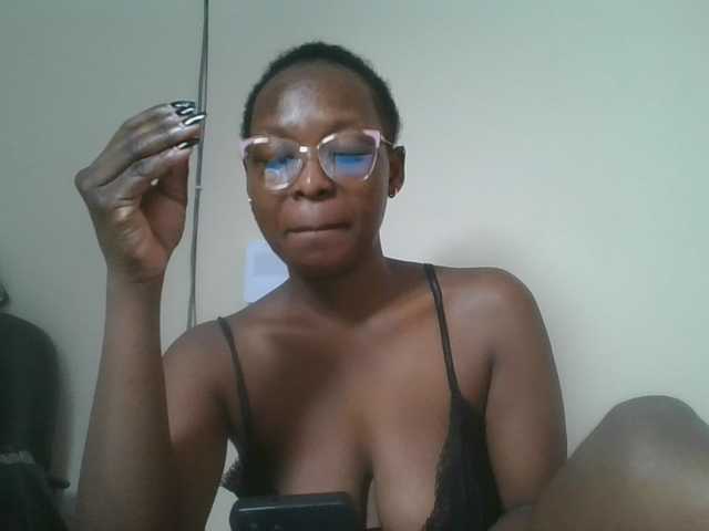nudevelvet live cam on BongaCams