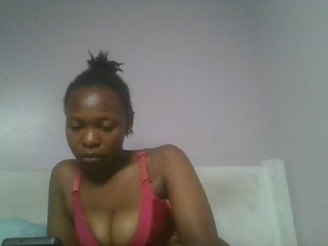 nudevelvet live cam on BongaCams