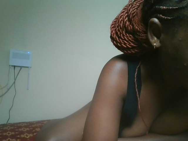 nudevelvet live cam on BongaCams