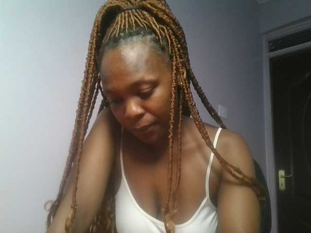 nudevelvet live webcam show