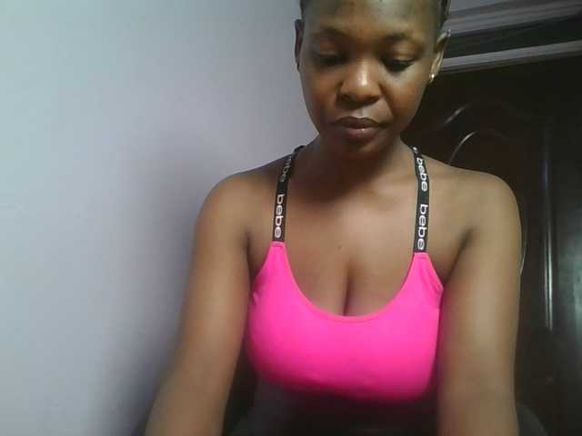 nudevelvet live cam on BongaCams