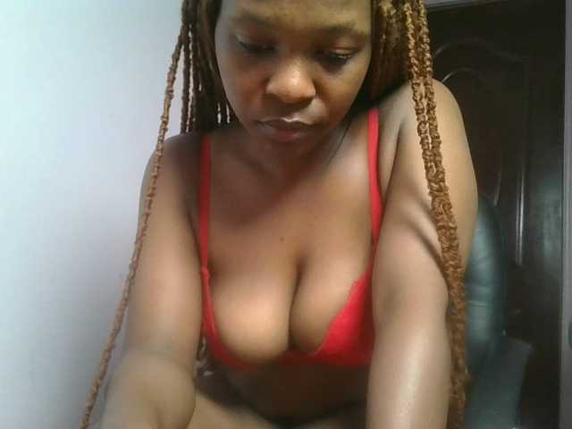 nudevelvet live webcam show