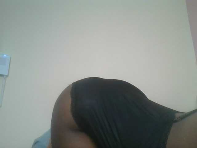 nudevelvet live cam on BongaCams