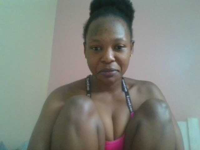 nudevelvet live cam on BongaCams