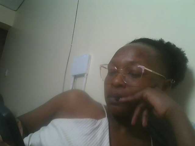 nudevelvet live cam on BongaCams