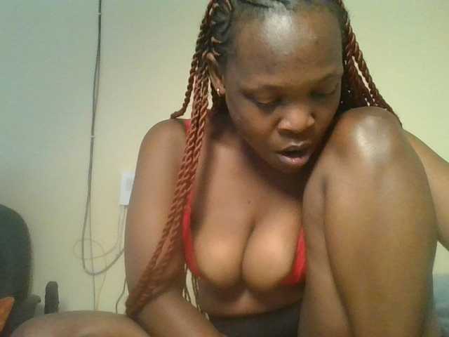 nudevelvet live cam on BongaCams