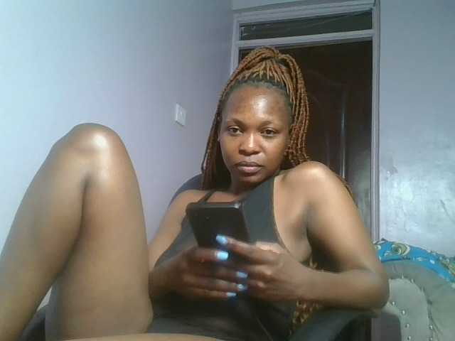 nudevelvet live cam on BongaCams