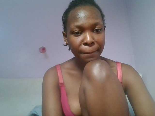 nudevelvet live cam on BongaCams