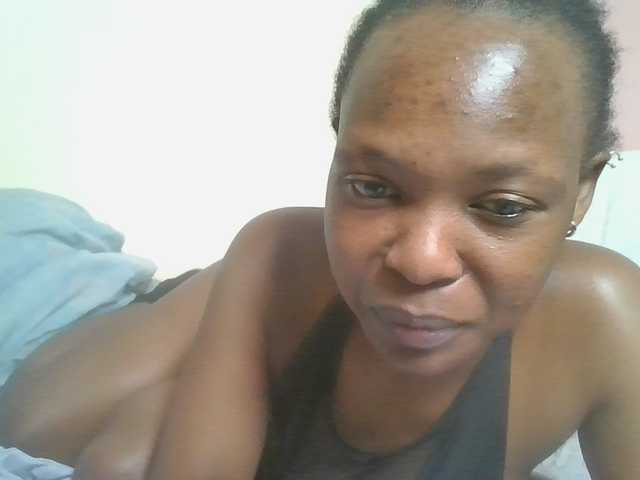 nudevelvet live cam on BongaCams