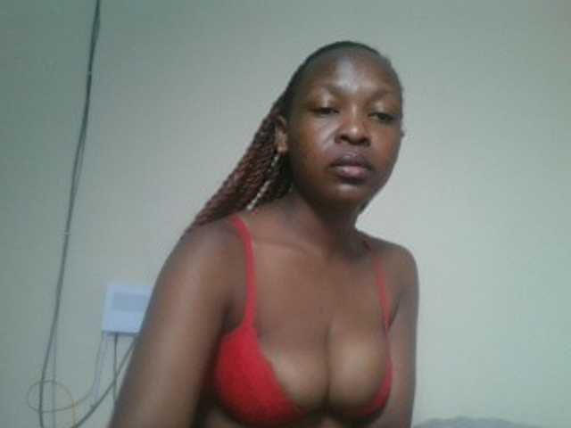 nudevelvet live cam on BongaCams