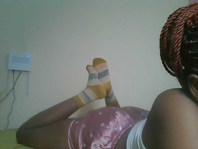 nudevelvet live cam on BongaCams
