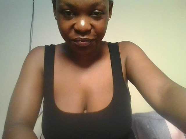 nudevelvet live cam on BongaCams