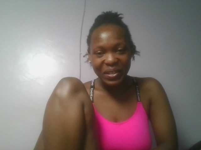 nudevelvet cam belle
