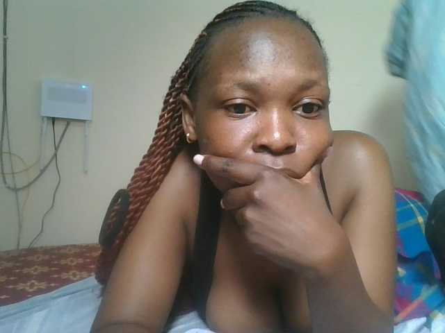 nudevelvet live cam on BongaCams