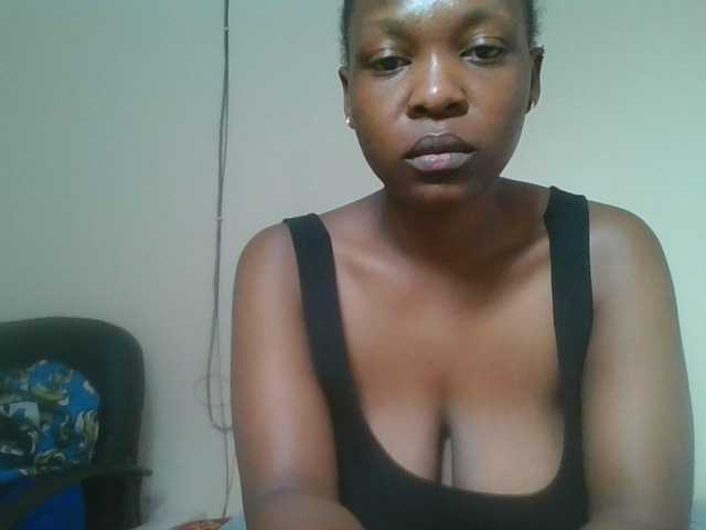 nudevelvet live cam on BongaCams