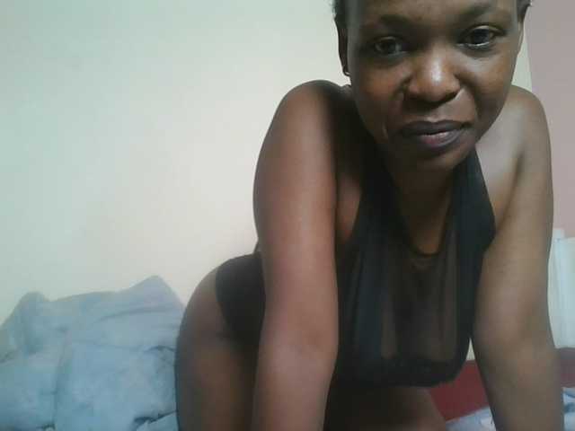 nudevelvet live cam on BongaCams