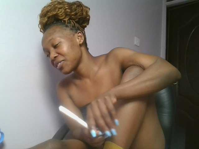 nudevelvet live webcam show