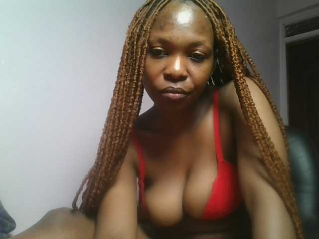 nudevelvet live webcam show
