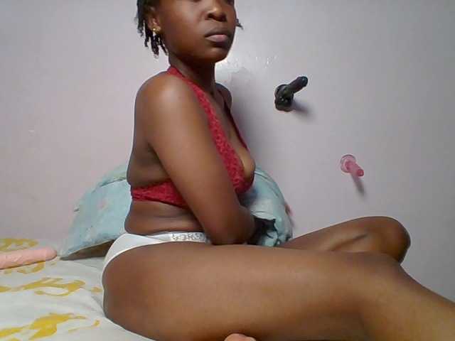 nudevelvet live cam on BongaCams