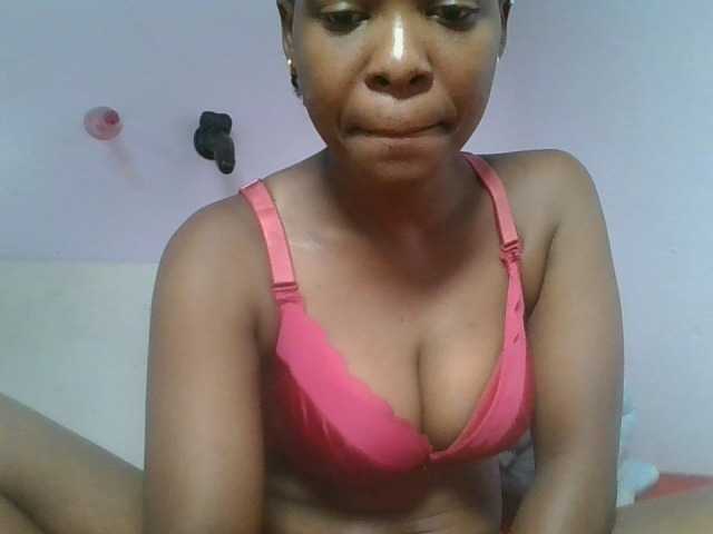 nudevelvet live cam on BongaCams