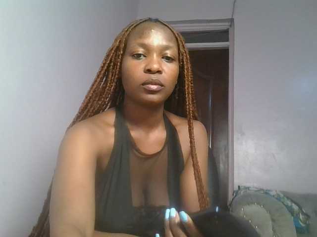 nudevelvet live cam on BongaCams