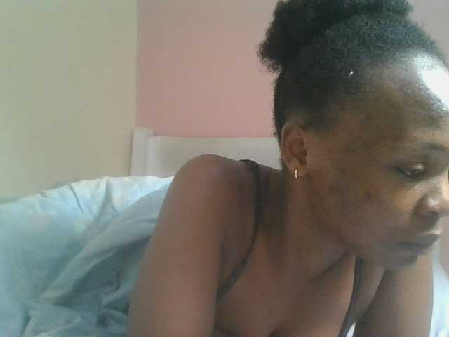 nudevelvet live cam on BongaCams