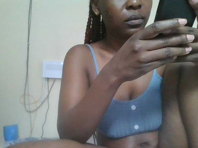 nudevelvet live cam on BongaCams