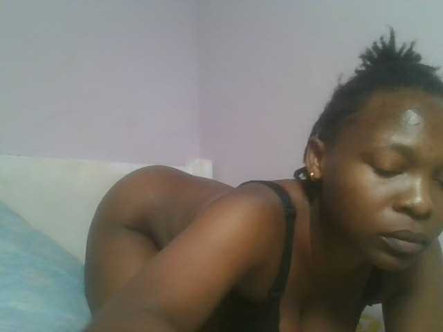 nudevelvet live cam on BongaCams