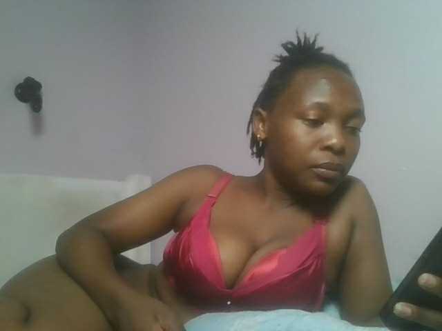 nudevelvet cam belle
