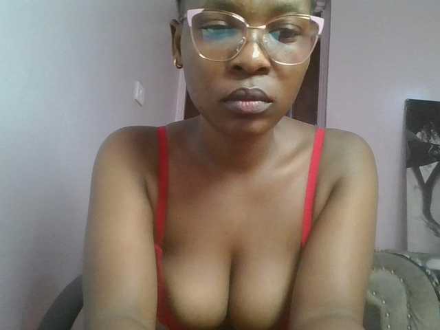 nudevelvet live cam on BongaCams